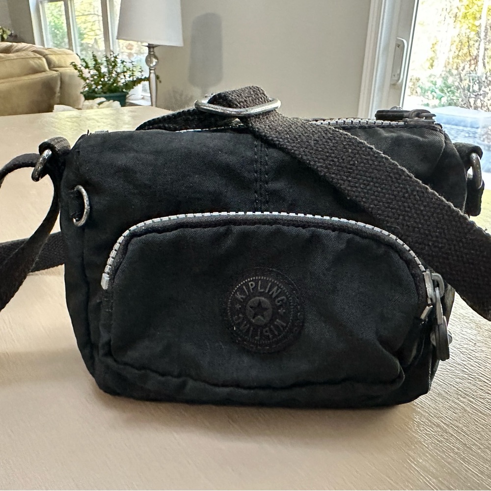 Kipling Small Crossbody Bag – Black Nylon, Lightweight & Travel-Friendly